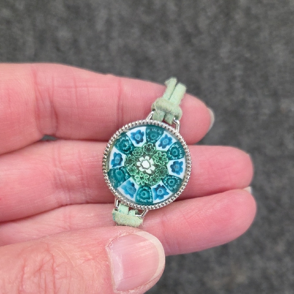 Murano Mint Green Cord Bracelet with Blue Floral Glass Medallion - Picture 2 of 9
